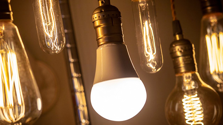 راهنمای خرید و معرفی انواع لامپ های موجود در بازار