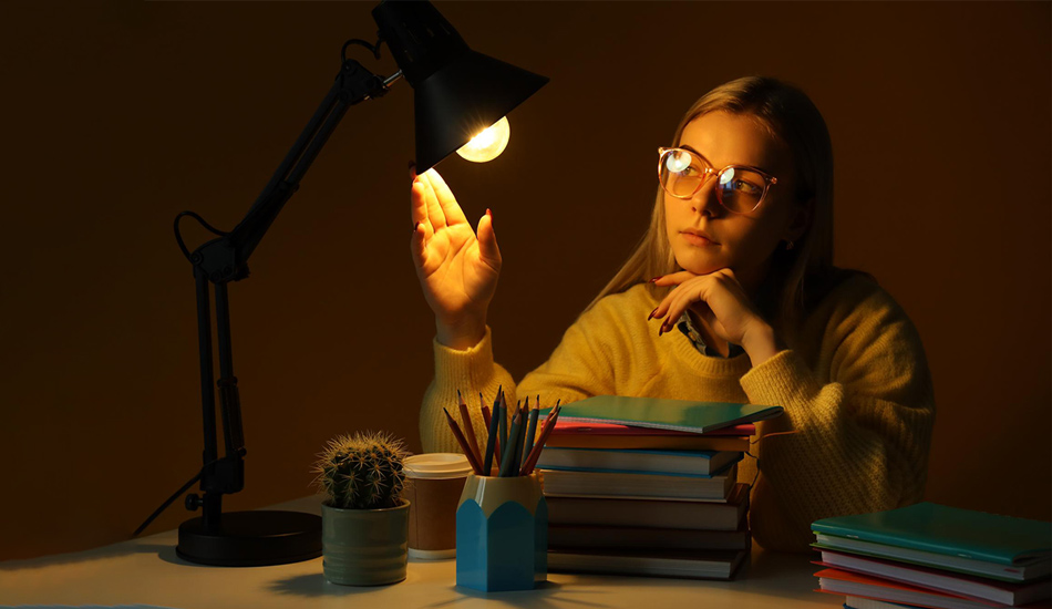 مدل لامپ مناسب برای چراغ مطالعه